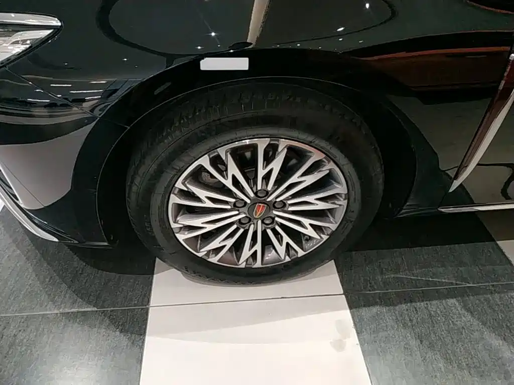 Hongqi Hongqi H5 — миниатюра 23