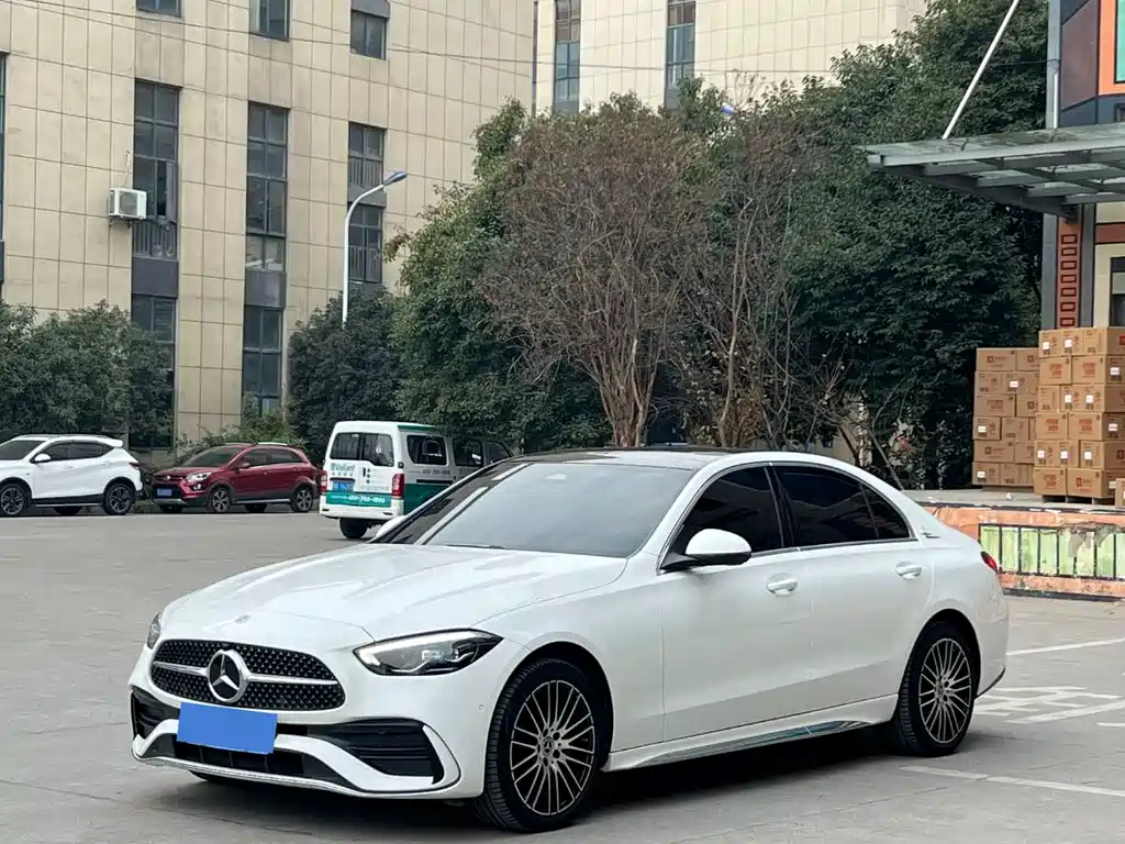 Mercedes-Benz C-Class 2023
