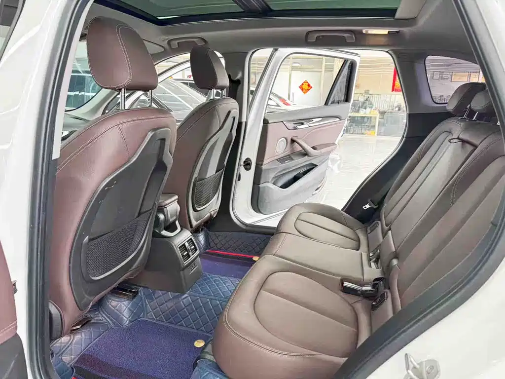 BMW X1 — миниатюра 8