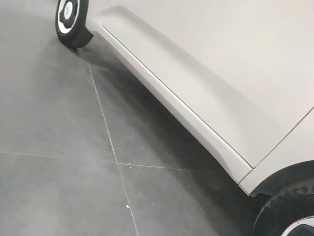 Wuling MINIEV — миниатюра 21