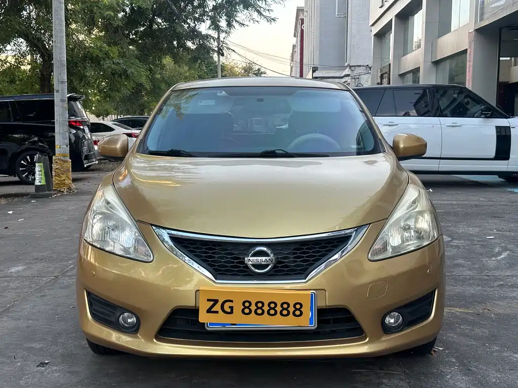 Nissan Tiida — миниатюра 2