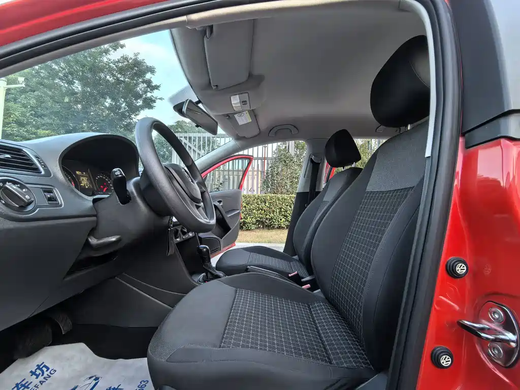 Volkswagen Polo — миниатюра 10