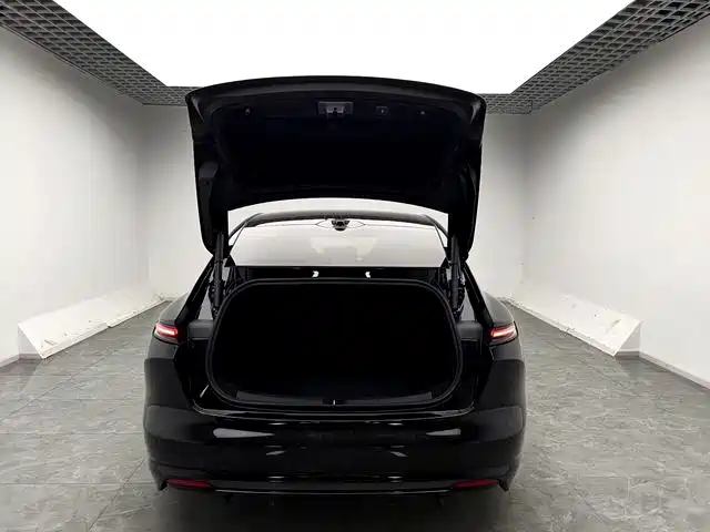NIO ET5 — миниатюра 13