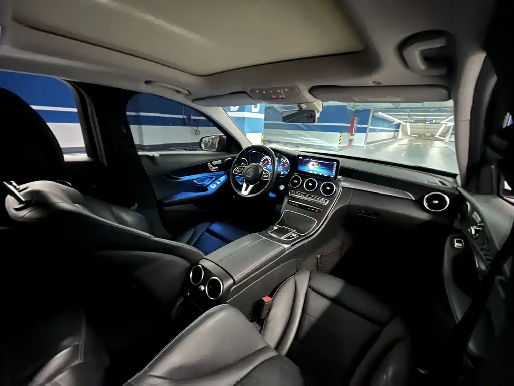 Mercedes-Benz C-Class — миниатюра 16