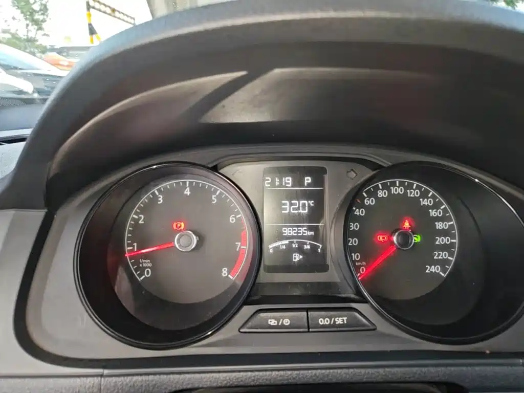 Volkswagen Lavida — миниатюра 12