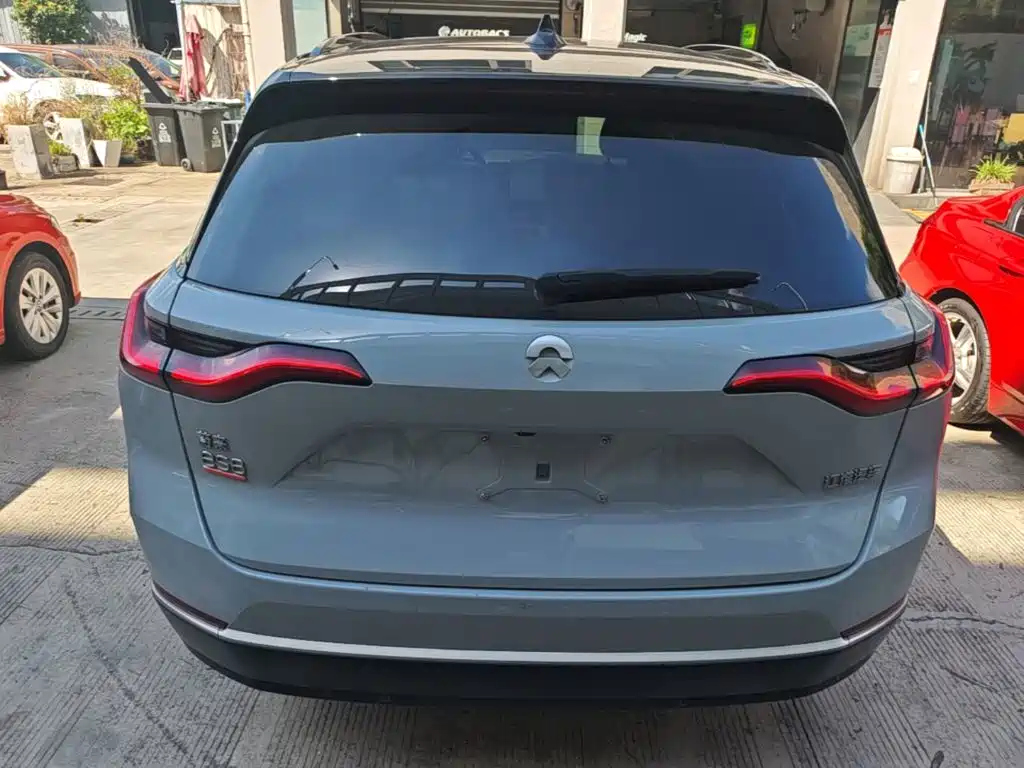 NIO ES8 — миниатюра 6