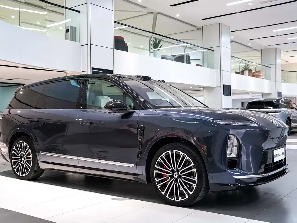 NIO ES8 — миниатюра 3