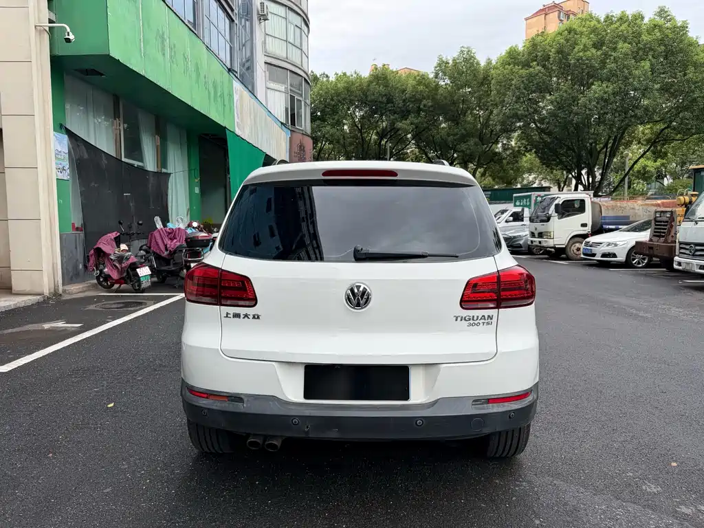 Volkswagen Tiguan — миниатюра 4