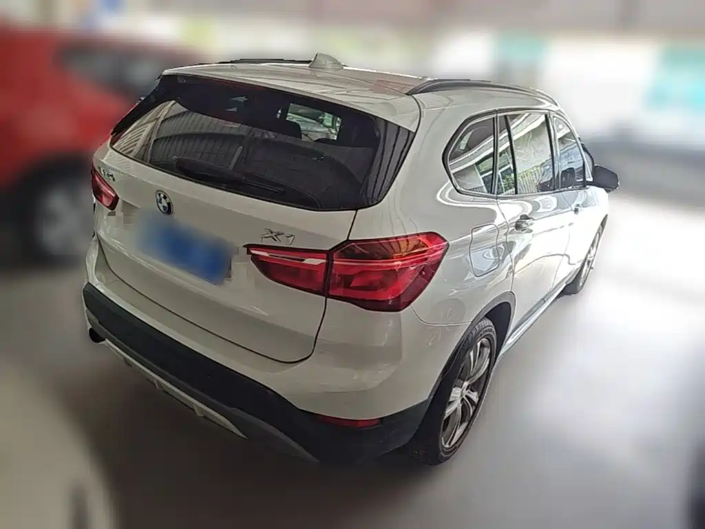 BMW X1 — миниатюра 10