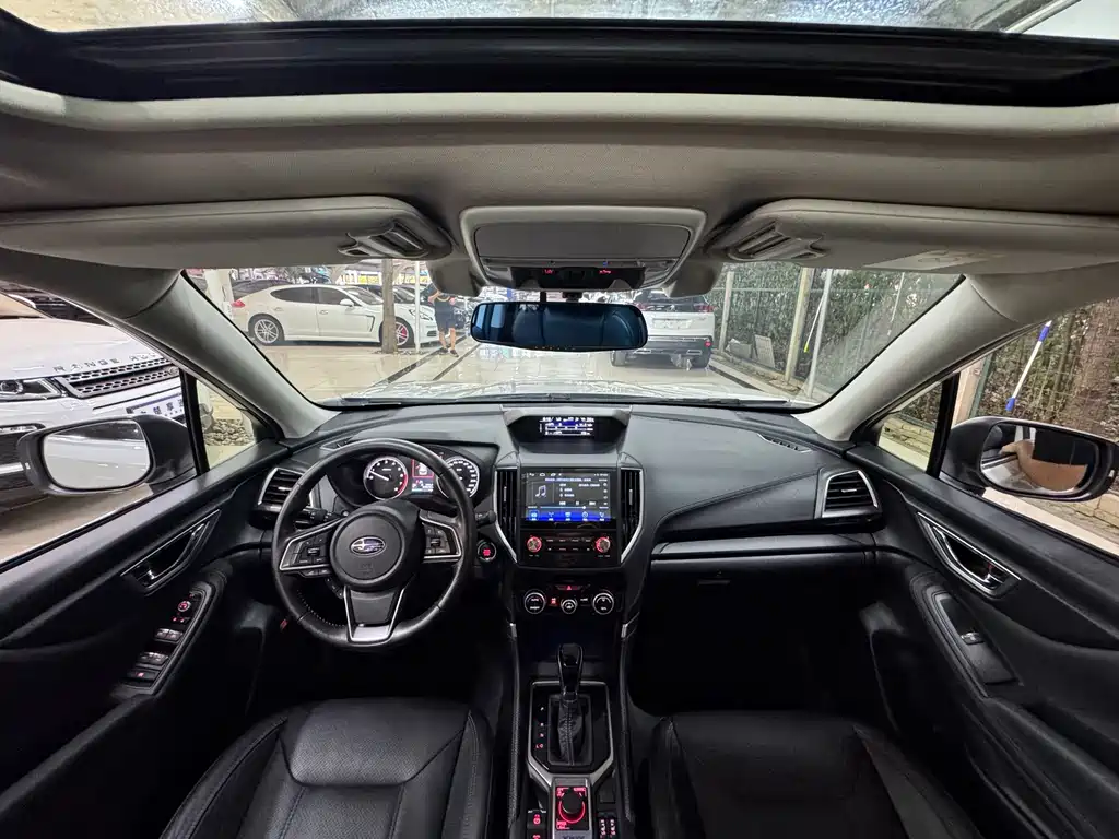 Subaru Forester - фото 9