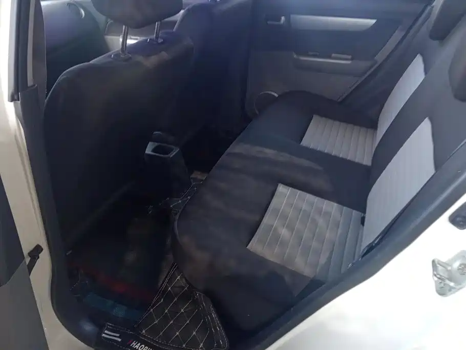 Suzuki Swift — миниатюра 11