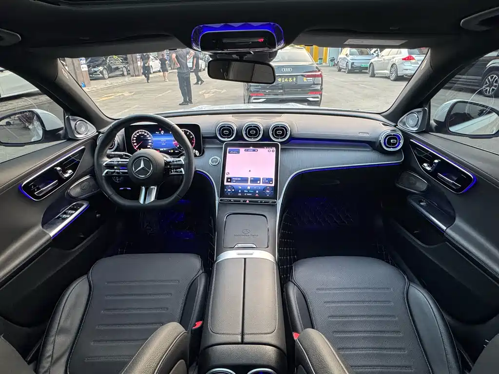 Mercedes-Benz C-Class — миниатюра 9