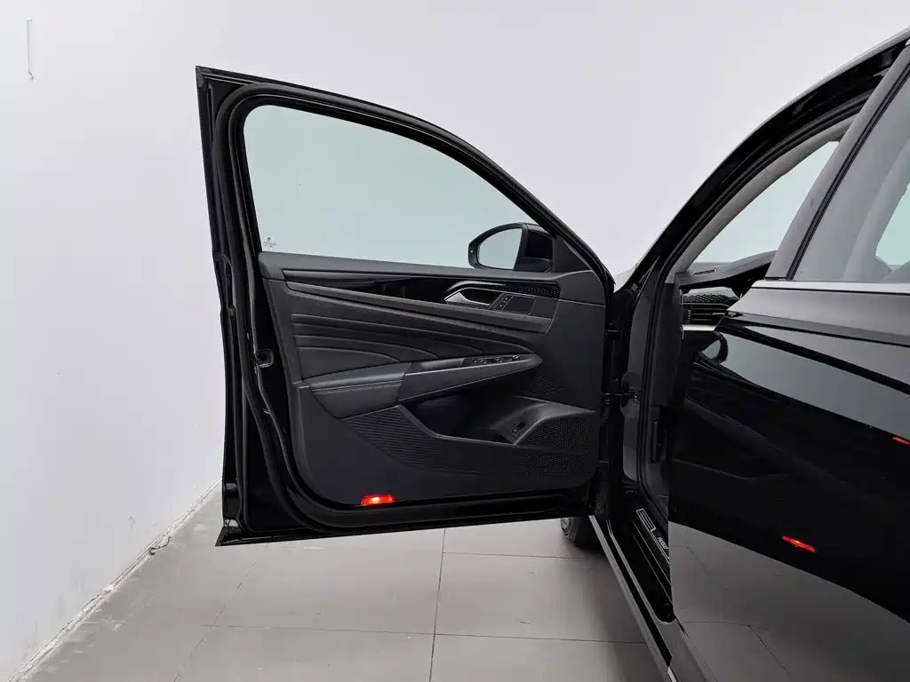 Volkswagen Passat — миниатюра 8