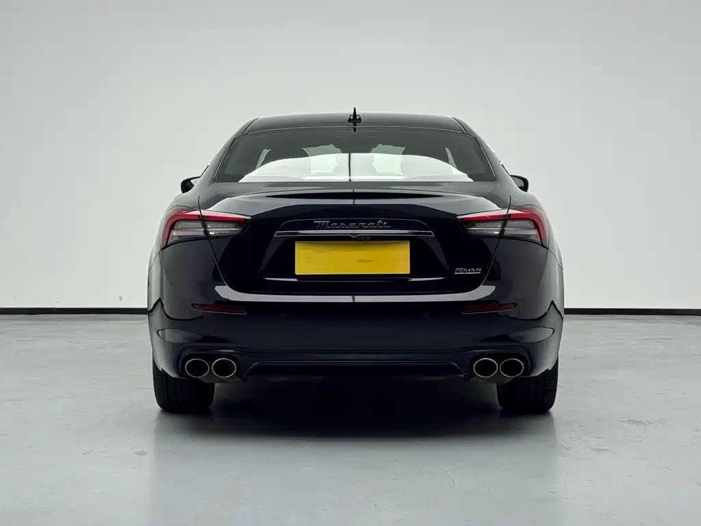 Maserati Ghibli — миниатюра 6