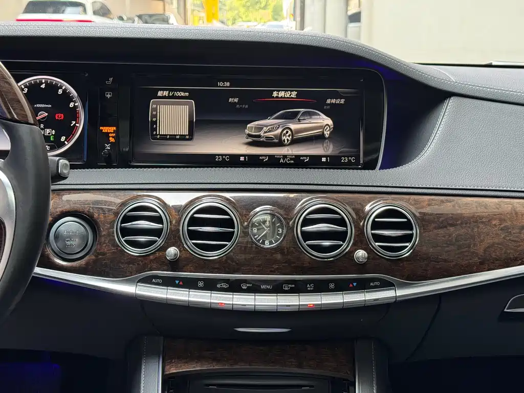 Mercedes-Benz S-Class — миниатюра 11