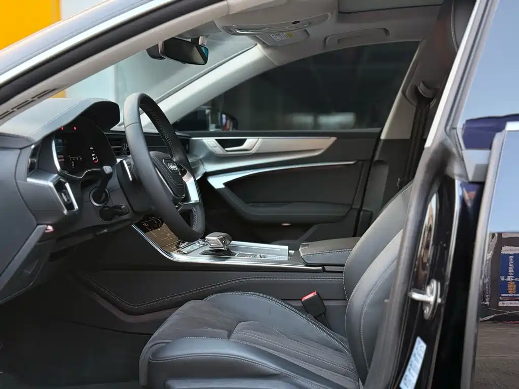 Audi A7L — миниатюра 14