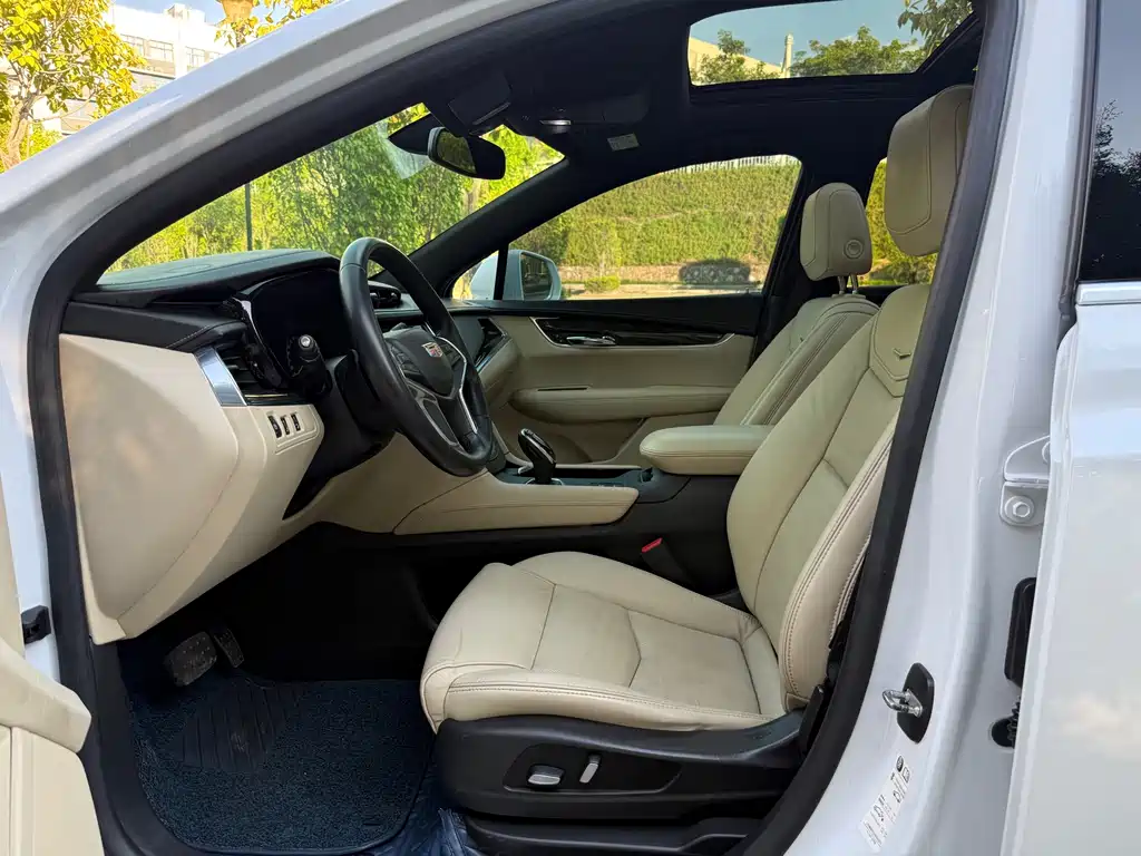 Cadillac XT5 — миниатюра 9
