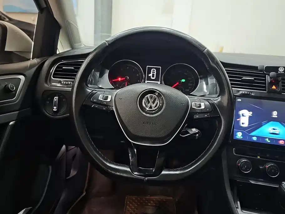 Volkswagen Golf — миниатюра 15