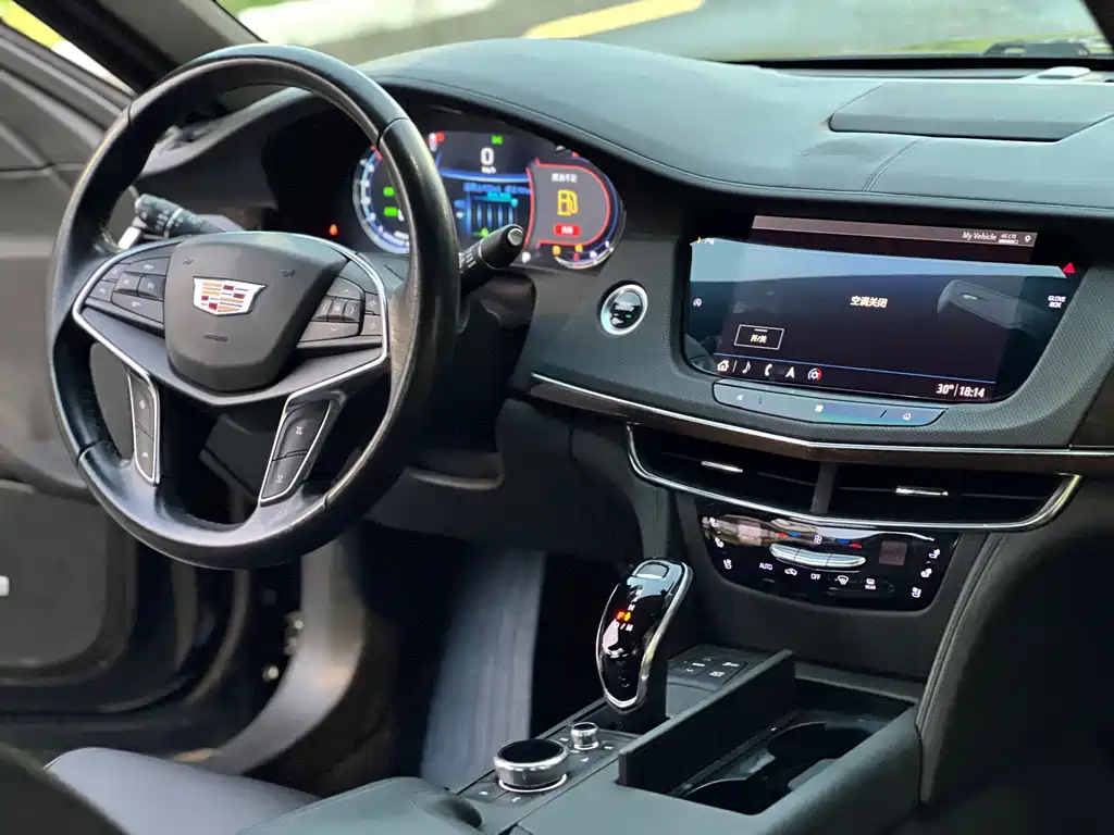 Cadillac CT6 — миниатюра 13