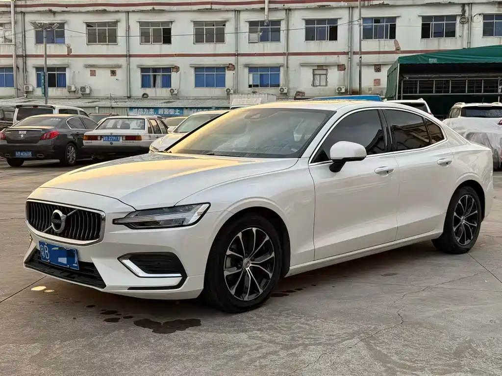 Volvo S60