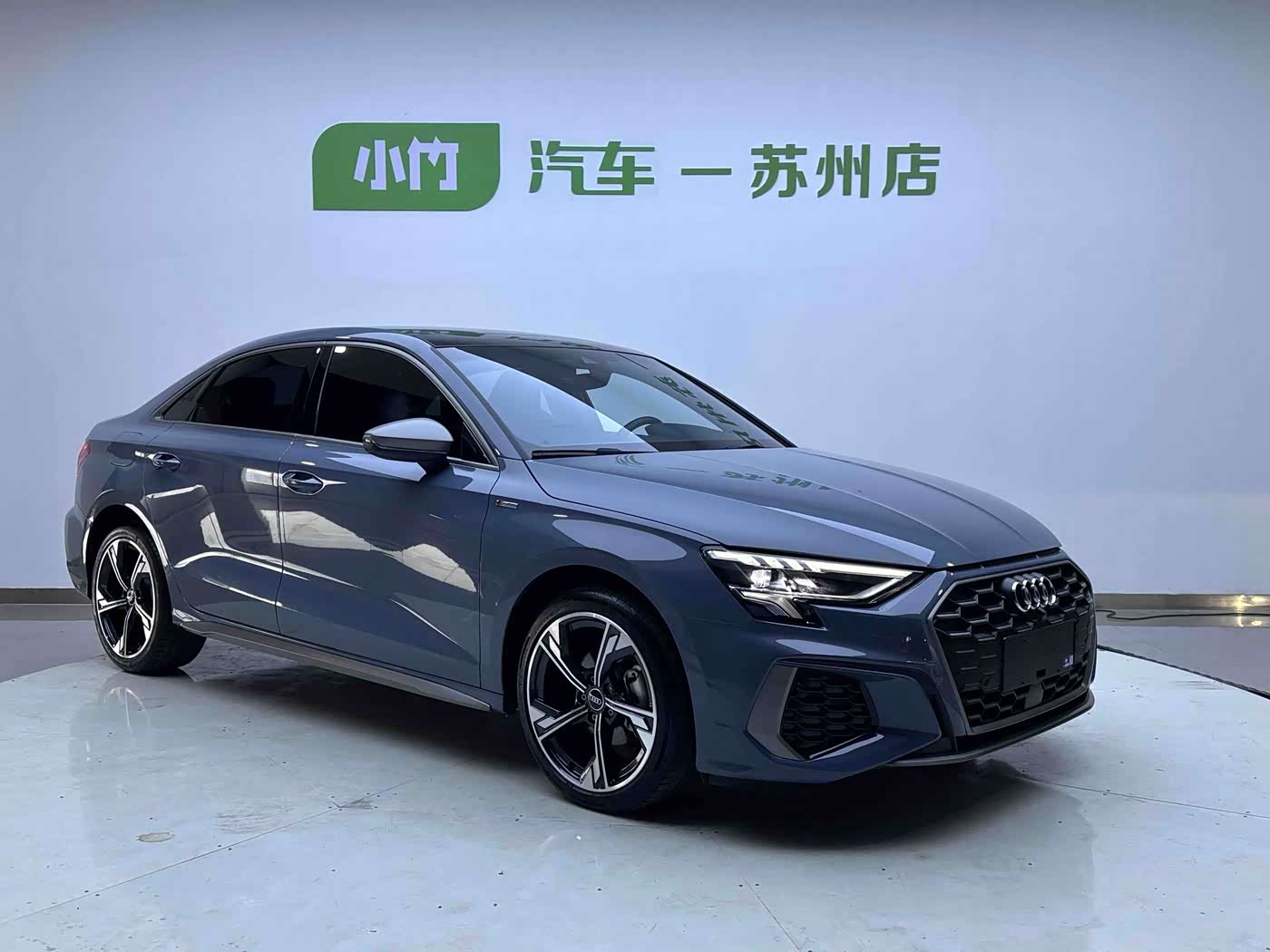 Audi A3 1.4 л 2022 г. Серебристо-серый, пробег 36000 км