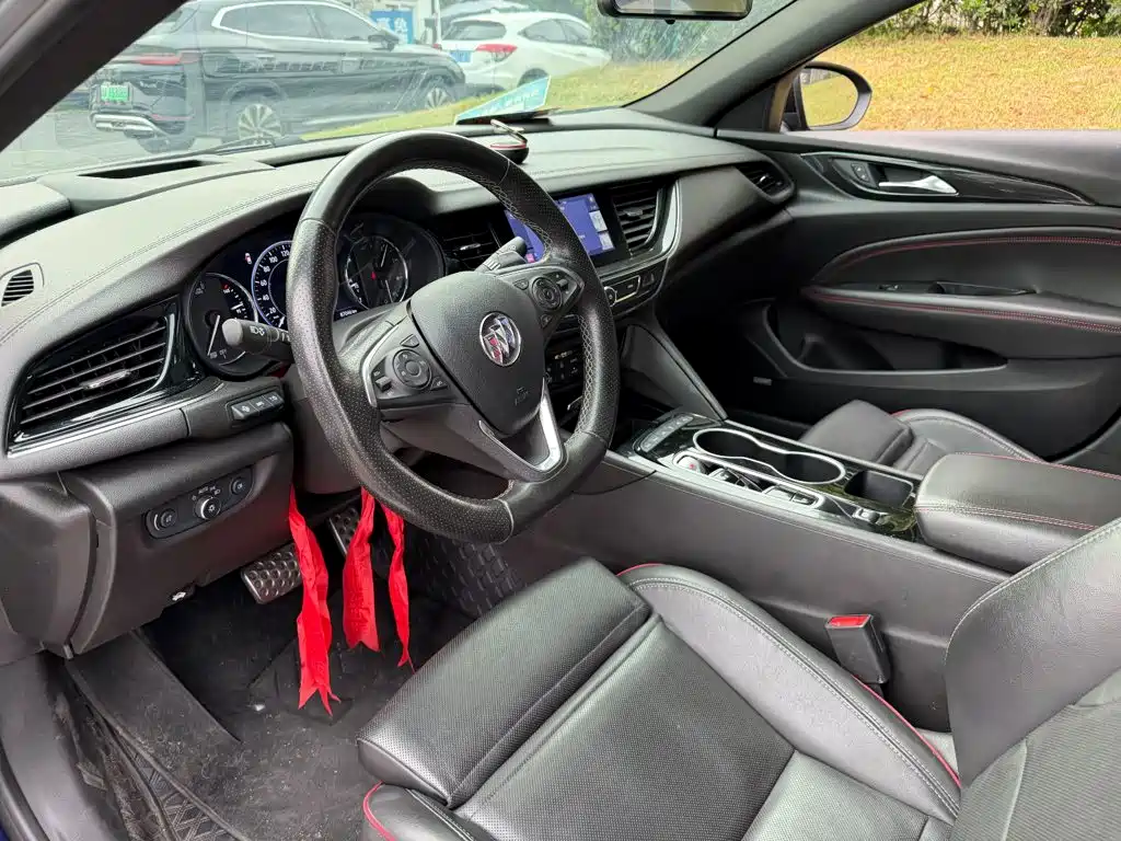 Buick Regal — миниатюра 7