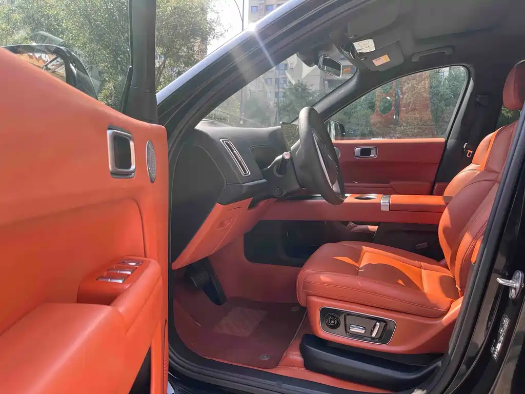 Li Auto Li L8 — миниатюра 7