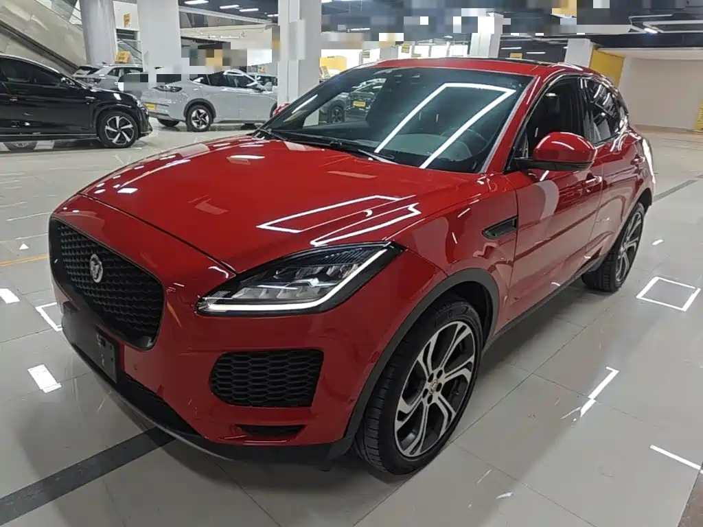 Jaguar E-PACE — миниатюра 2
