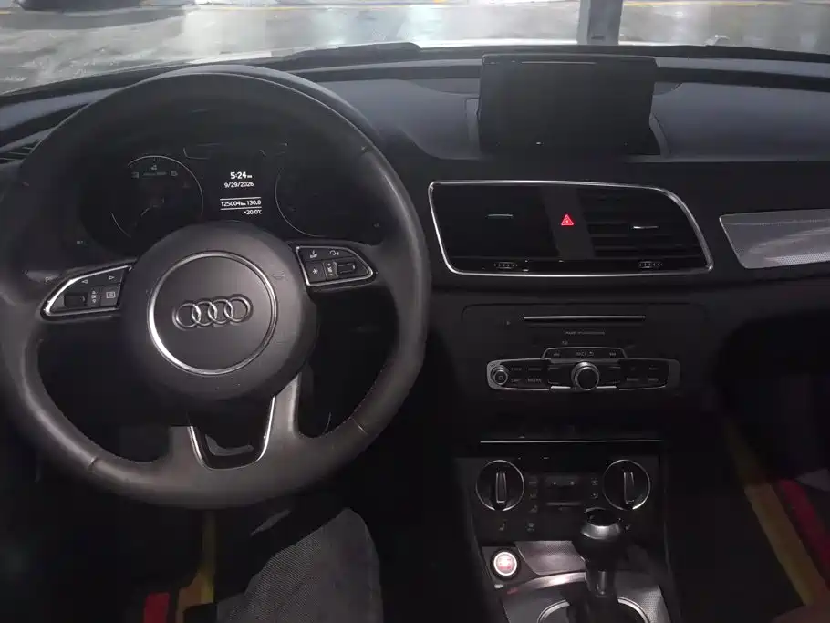 Audi Q3 — миниатюра 12