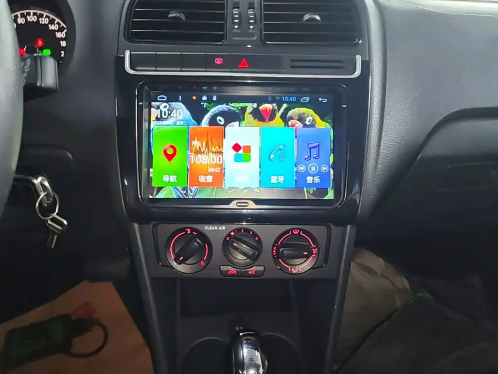 Volkswagen Polo — миниатюра 13