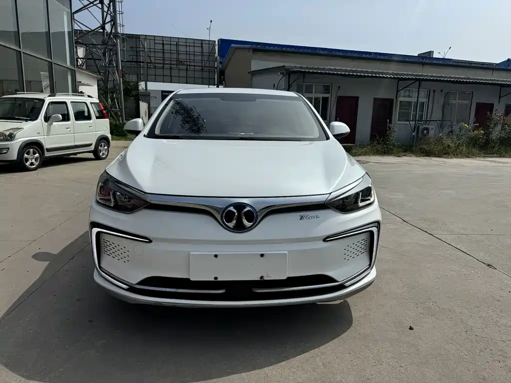 BAIC EU5 — миниатюра 2