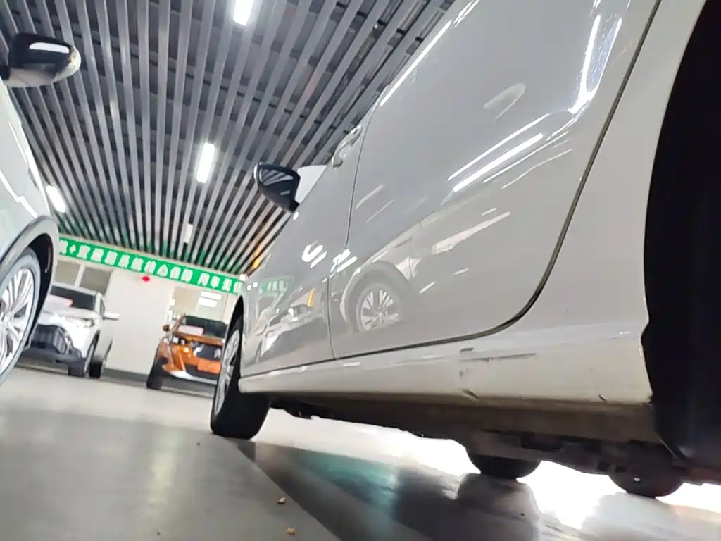 Volkswagen Polo — миниатюра 22