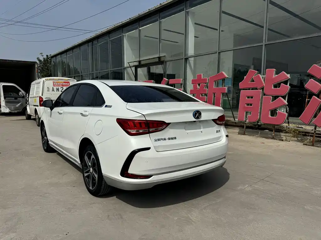 BAIC EU5 — миниатюра 12