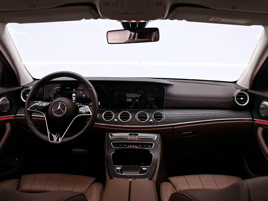 Mercedes-Benz E-Class E 2022 E 300 L Fashion