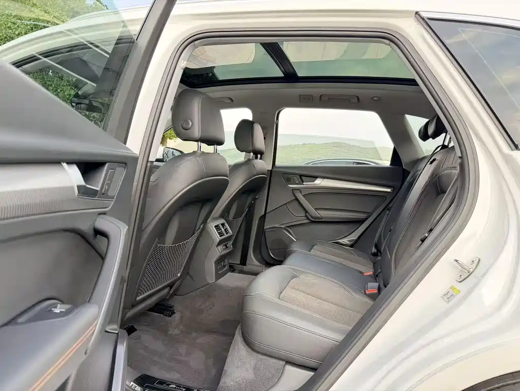 Audi Q5L — миниатюра 8