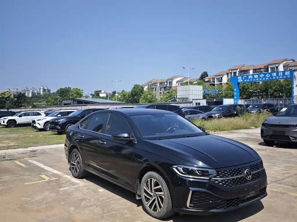 Volkswagen Lavida — миниатюра 3
