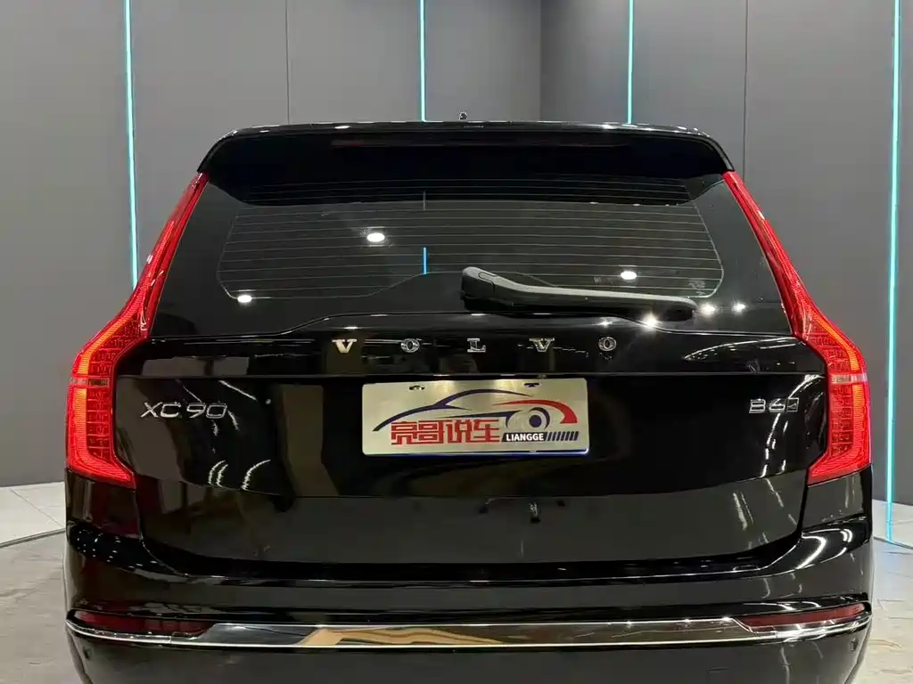 Volvo XC90 — миниатюра 7