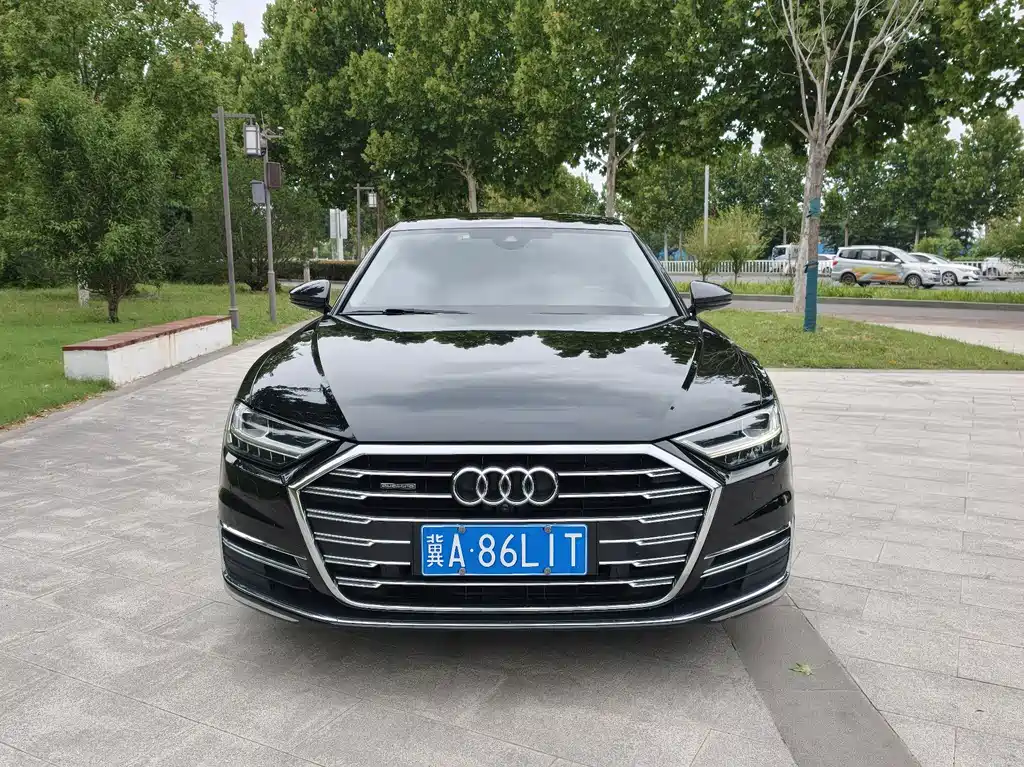 Audi A8 — миниатюра 2