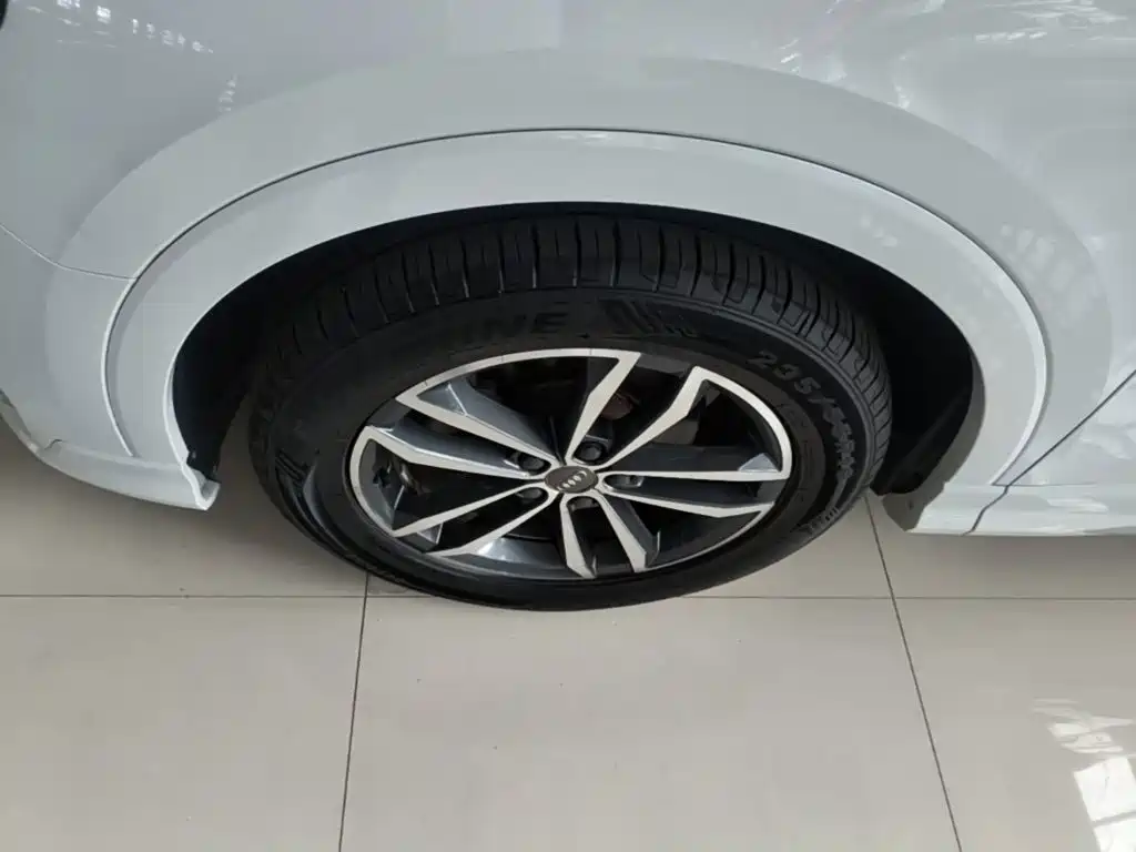 Audi Q3 — миниатюра 23