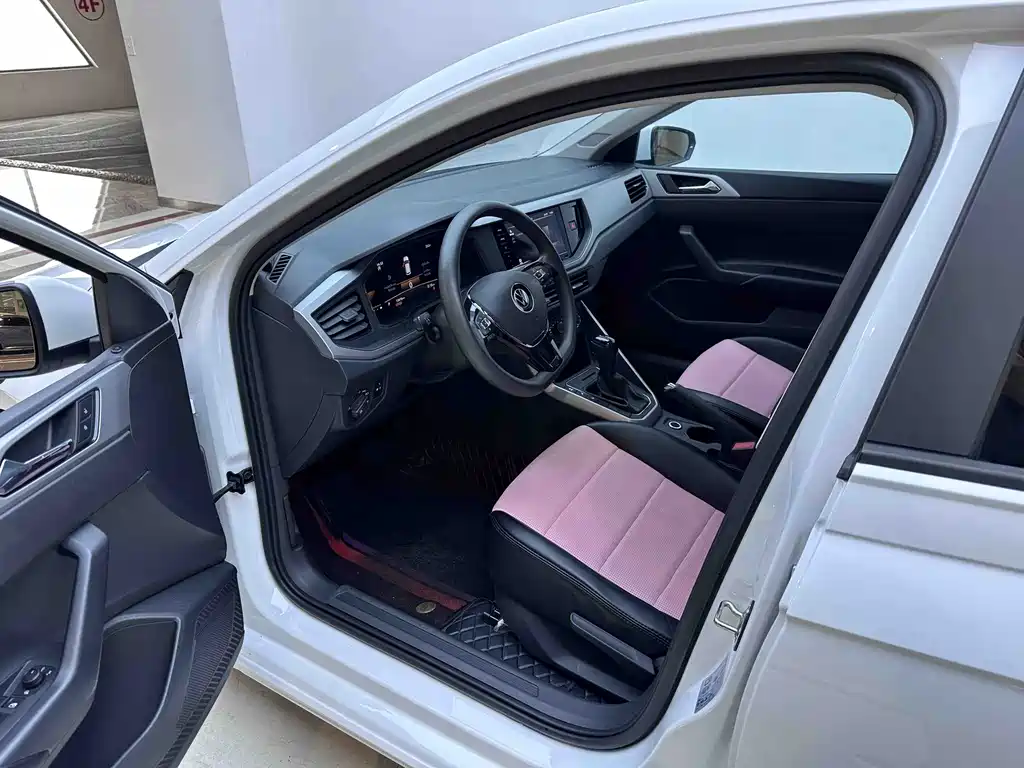 Volkswagen Polo — миниатюра 9