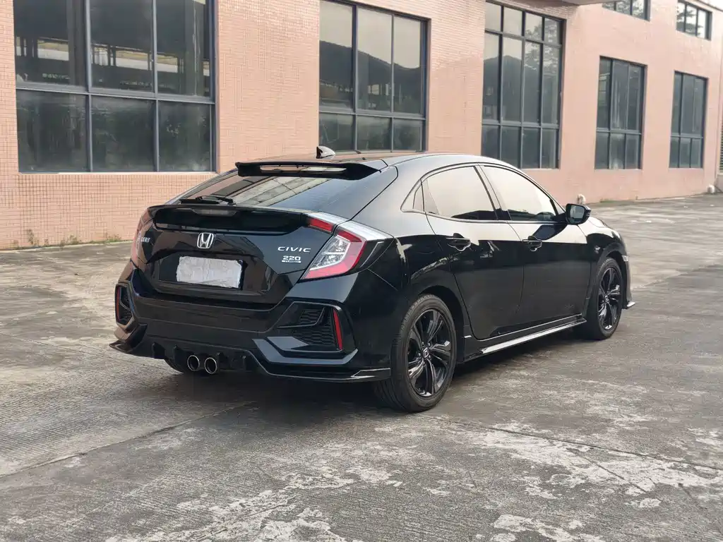 Honda Civic — миниатюра 8