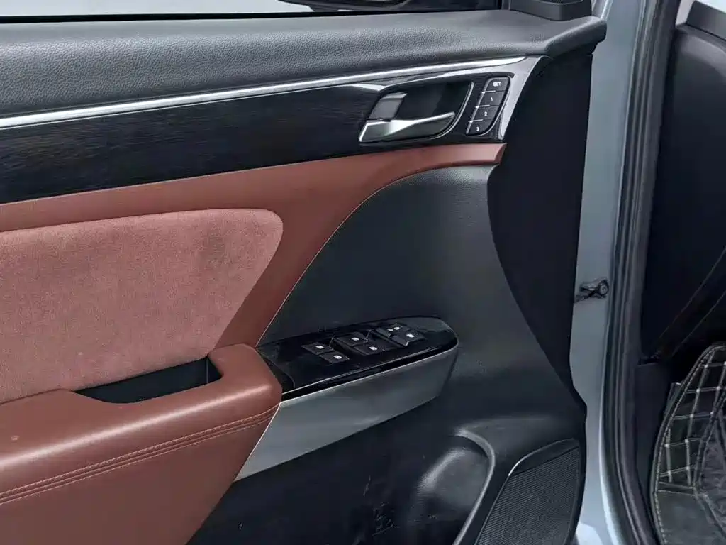 GAC Motor Trumpchi GS8 — миниатюра 9