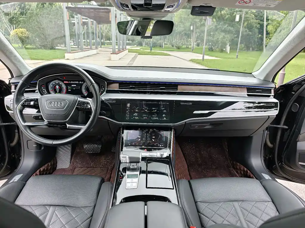 Audi A8 — миниатюра 12