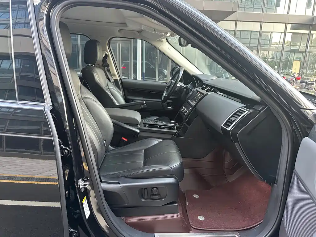 Land Rover Discovery — миниатюра 16