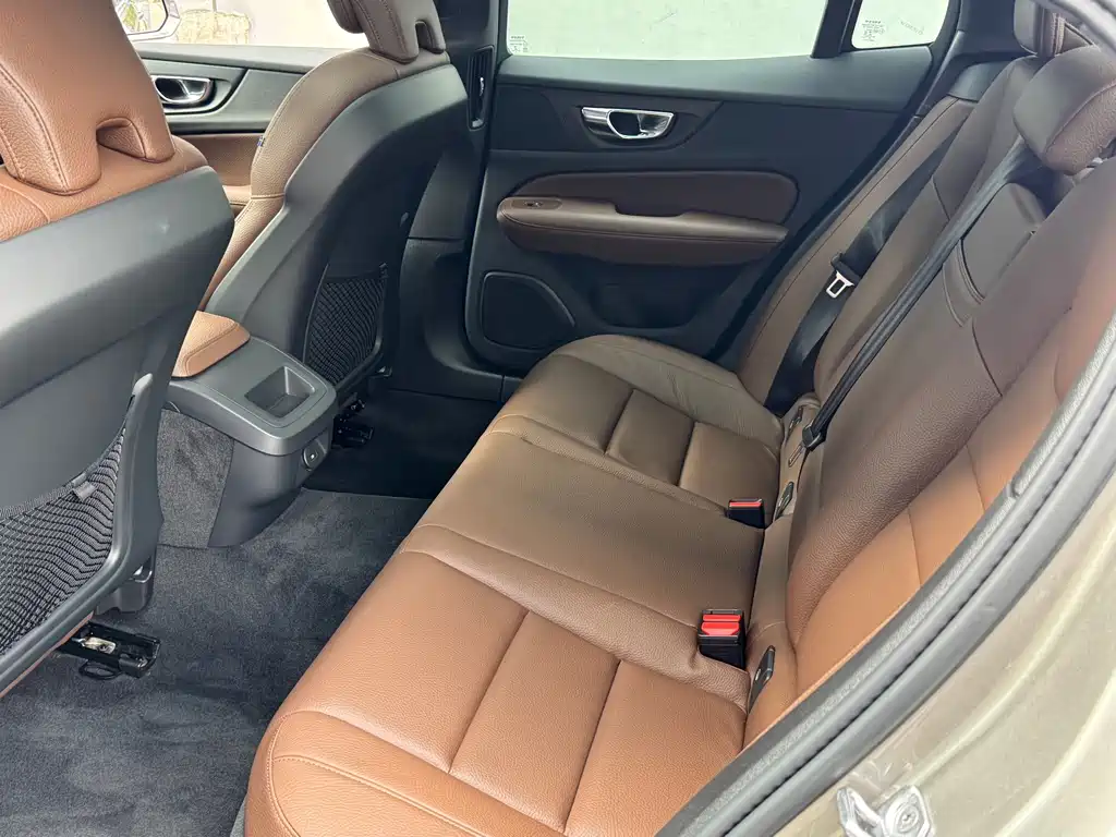Volvo S60 — миниатюра 40
