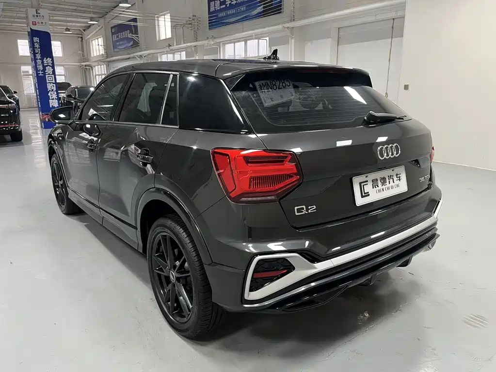 Audi Q2L — миниатюра 6