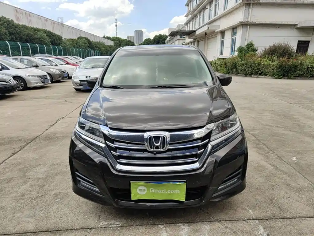 Honda Elysion — миниатюра 3