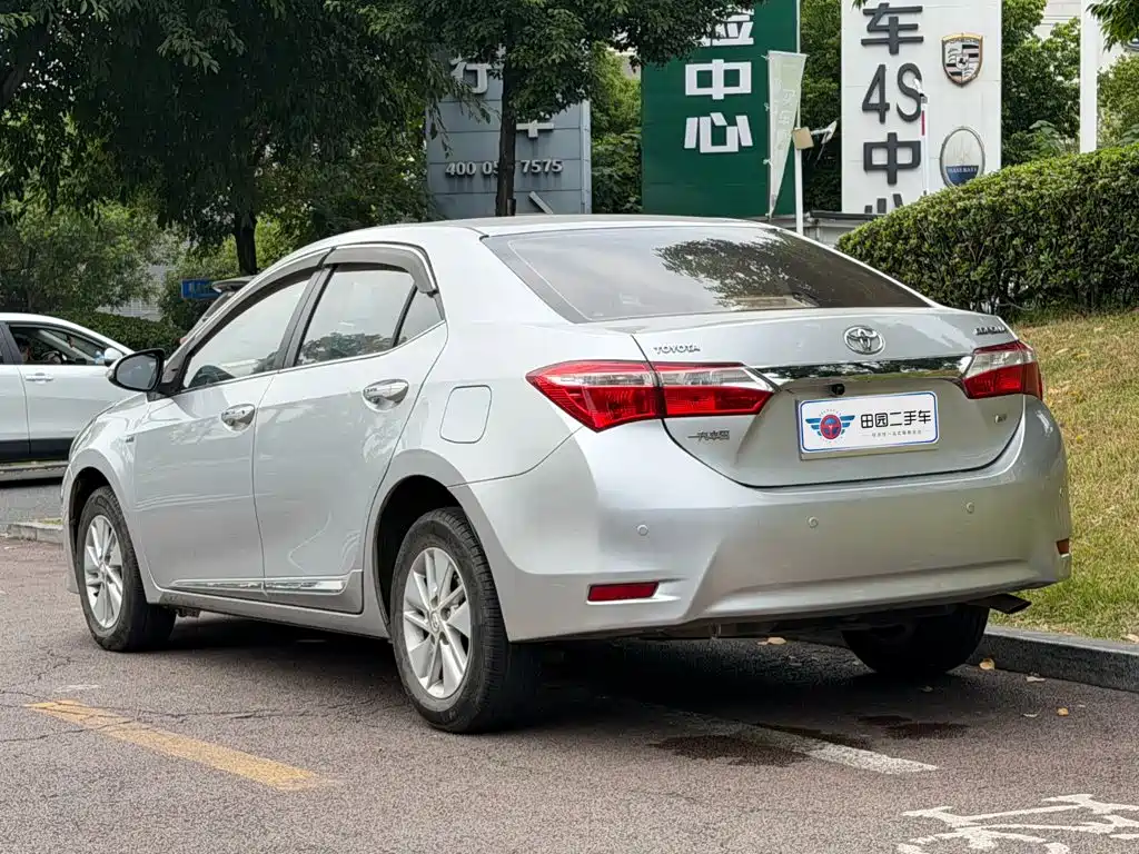 Toyota Corolla — миниатюра 4