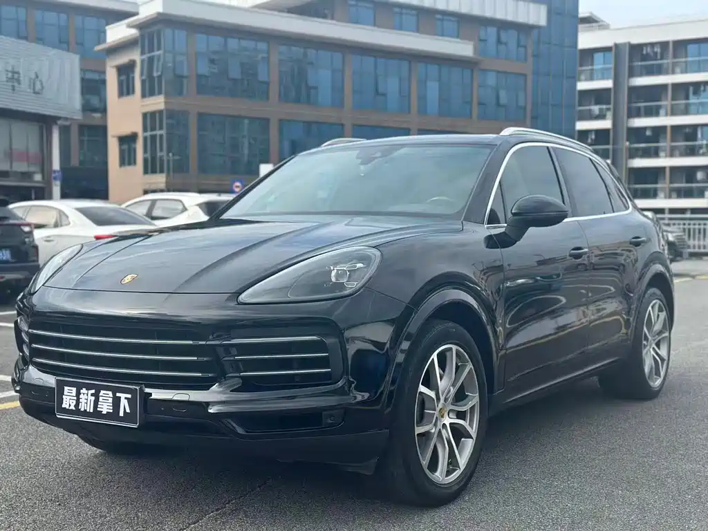 PORSCHE CAYENNE