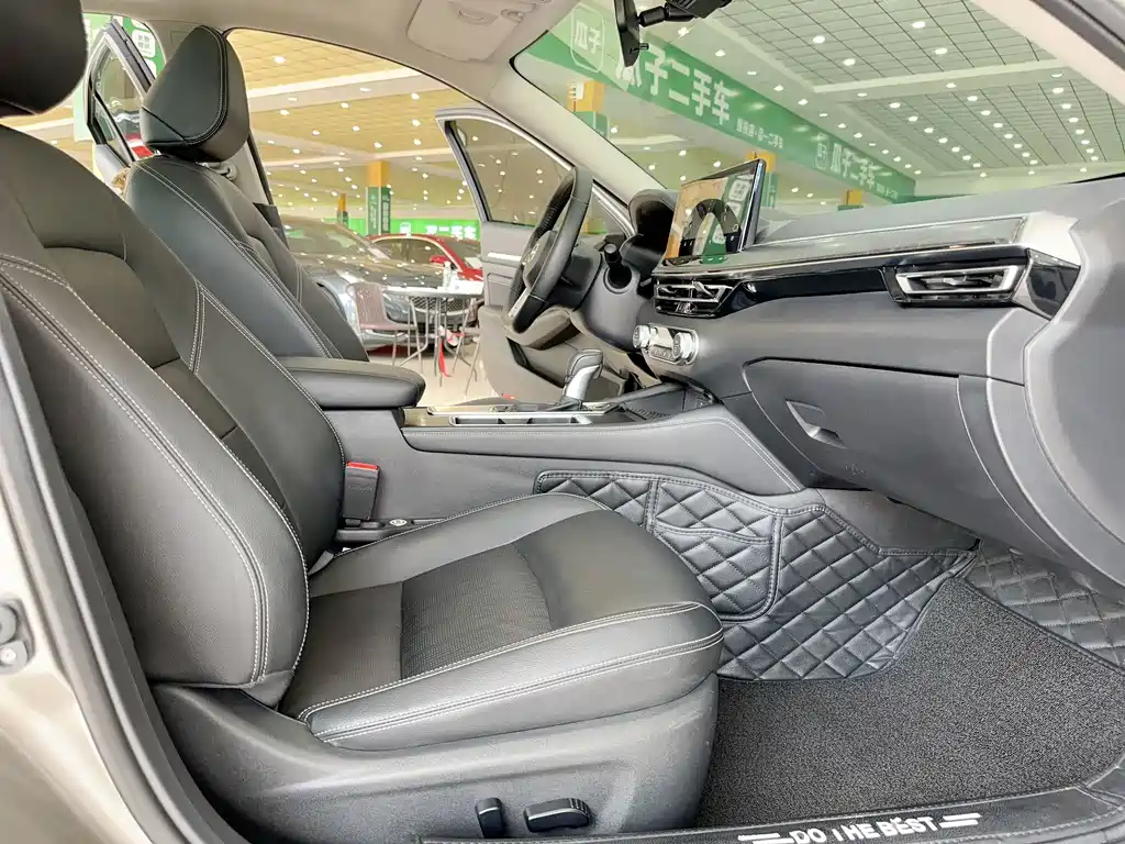 Nissan Teana — миниатюра 13